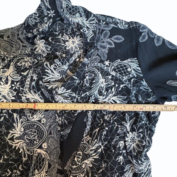 CITRON SANTA MONICA  Ruffled Silk Cardigan Womens‎ Size L Black Flowy Elegant - Picture 7 of 10